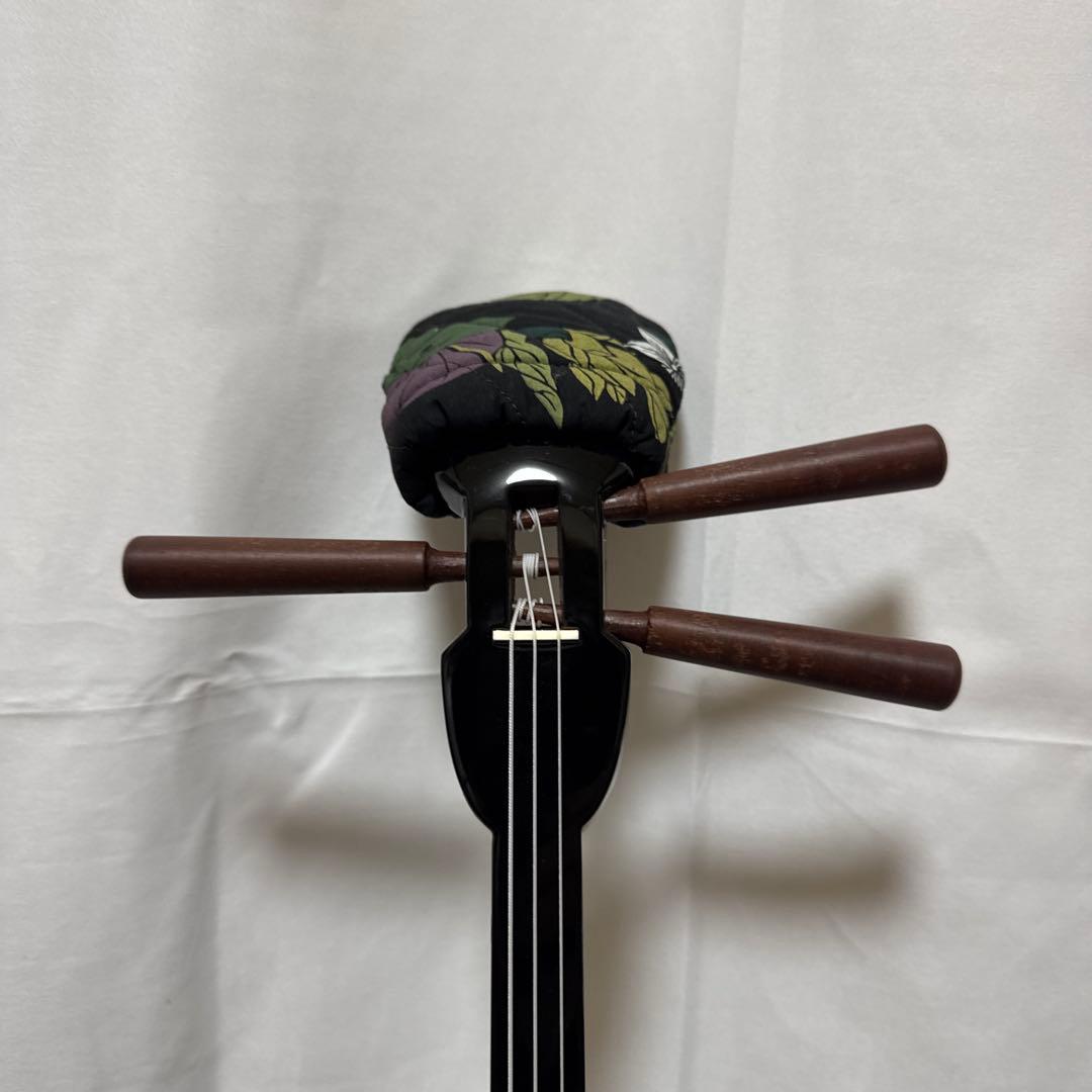 B076 沖縄 三線 蛇三線 人工皮 蛇柄 三味線 和楽器 ケース 付き