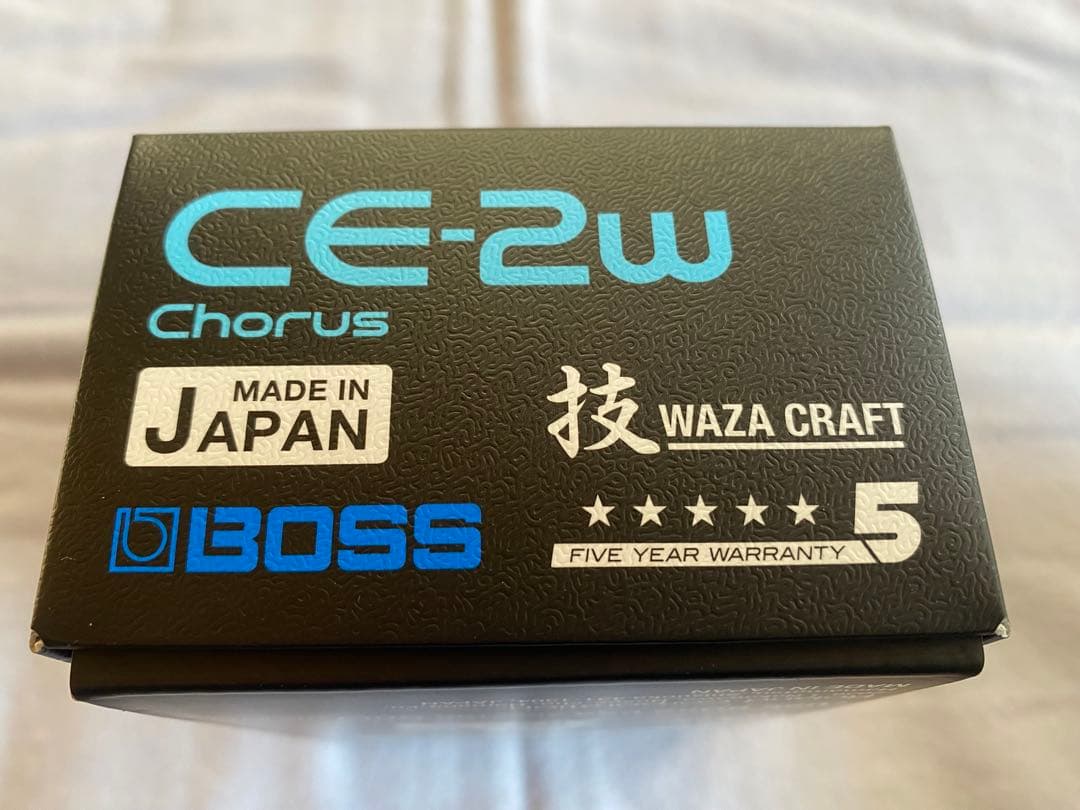 ギター BOSS CE-2W