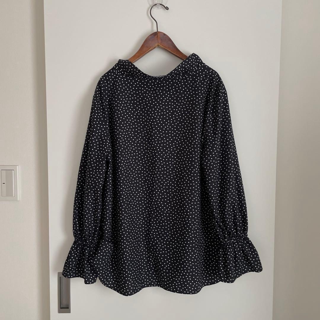 未使用近　ユナイテッドアローズ　フリルカラー フレアスリーブ ブラウス