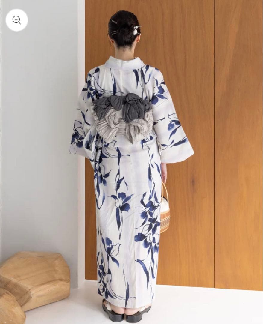 浴衣　浴衣館グレース　花柄浴衣・帯セット ホワイト・ネイビー