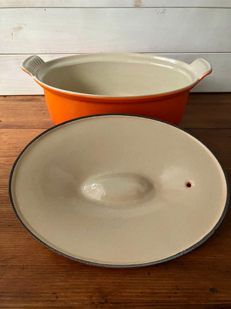 ル・クルーゼ LE CREUSET テリーヌオーバル 26 オレンジ