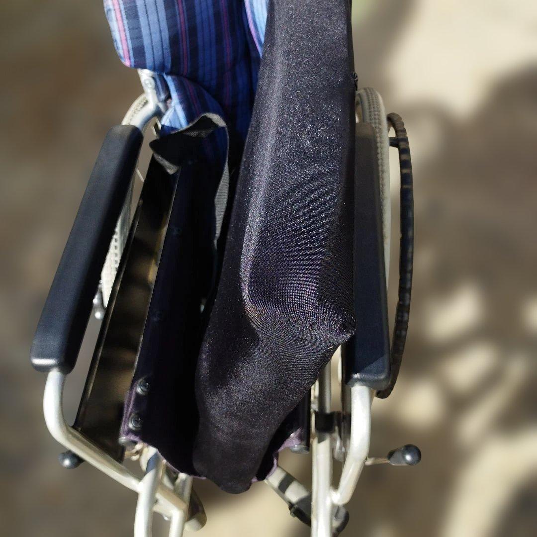 チェック柄 自走用車椅子