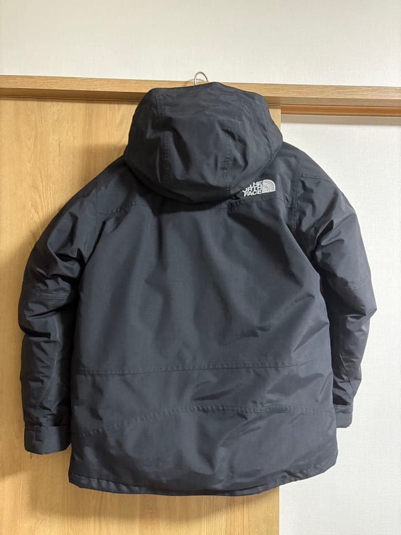 美品2024 THE NORTH FACE マウンテンダウンジャケット XS 黒