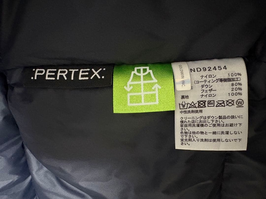 美品2024 THE NORTH FACE マウンテンダウンジャケット XS 黒