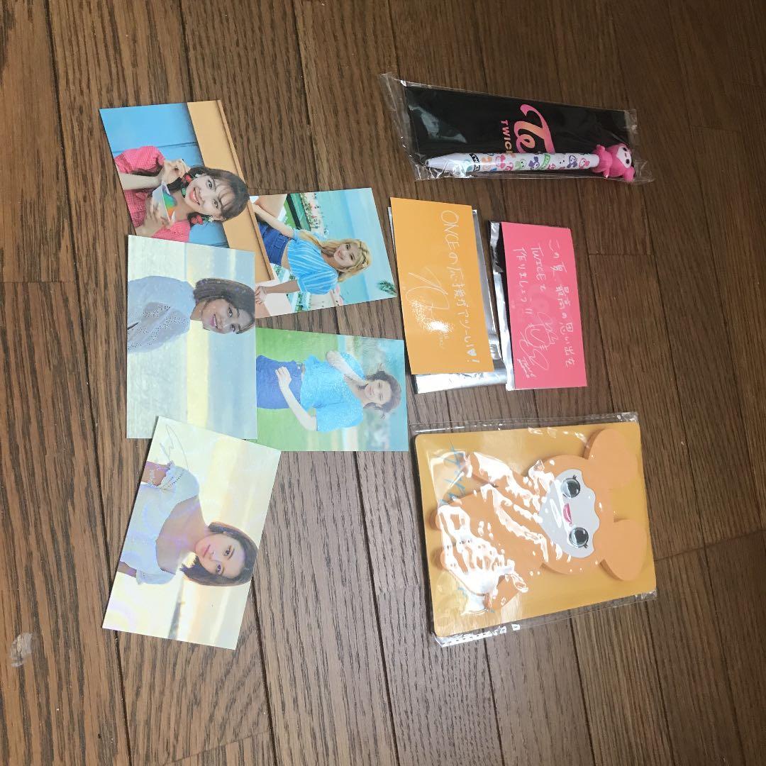 TWICE グッズ