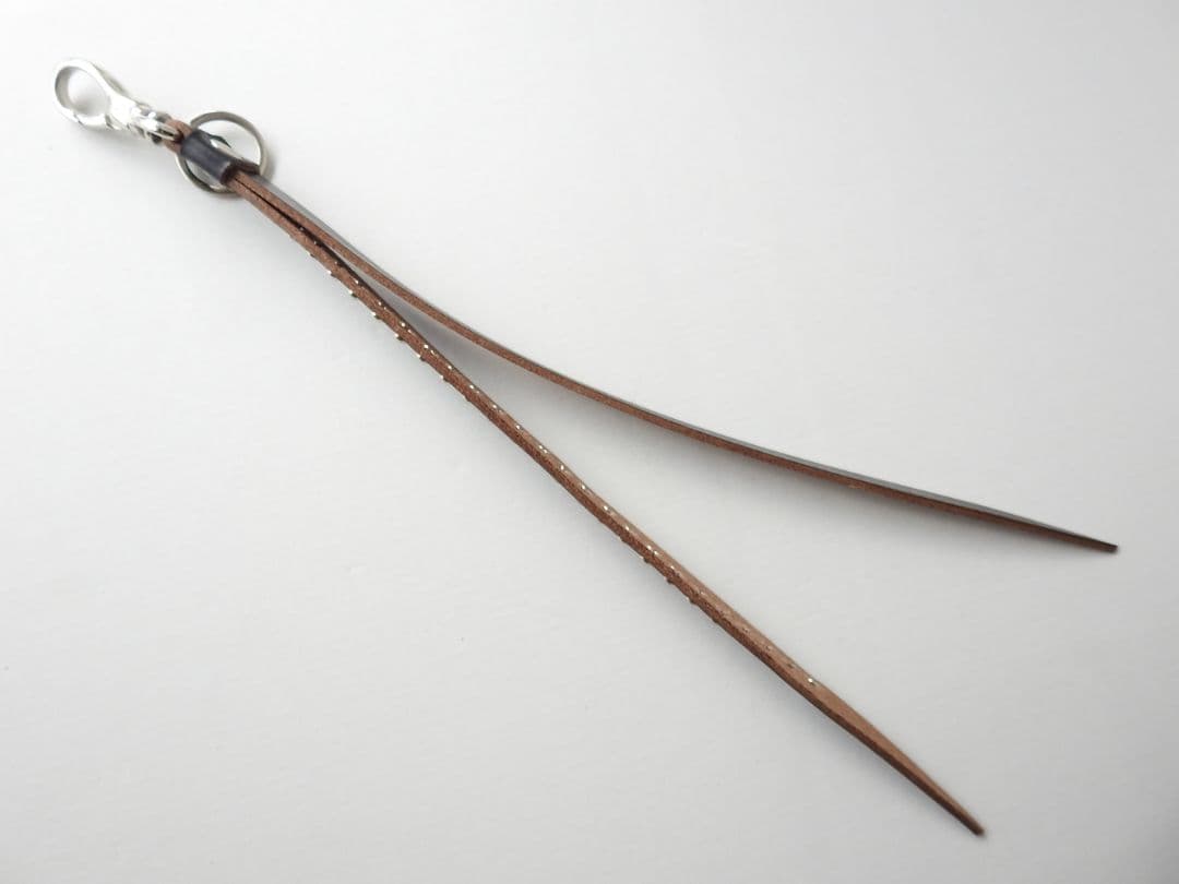 茶芯⑤calee tattoo studio yamada風スタッズキーホルダー