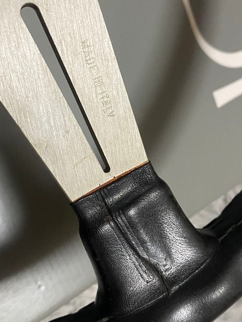 【NARDI】レザーステアリング　36Φ 【ナルディ】即決大歓迎