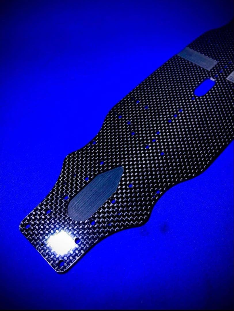 AXON TC10/3 用　カーボンシャーシ RC 蕨山Carbon