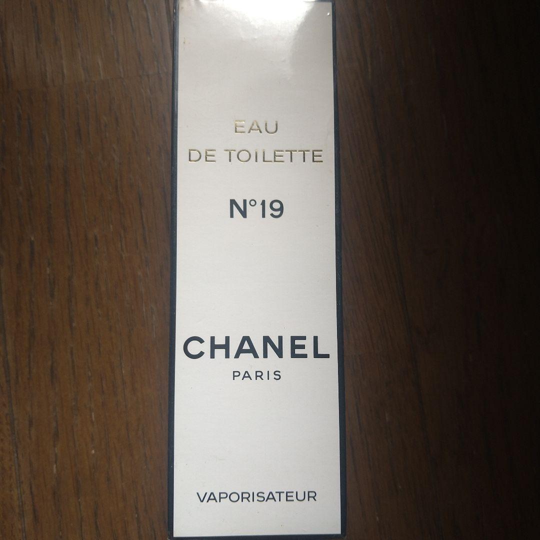 CHANEL オーデコロン N°19 50ml　オードトワレ100ml