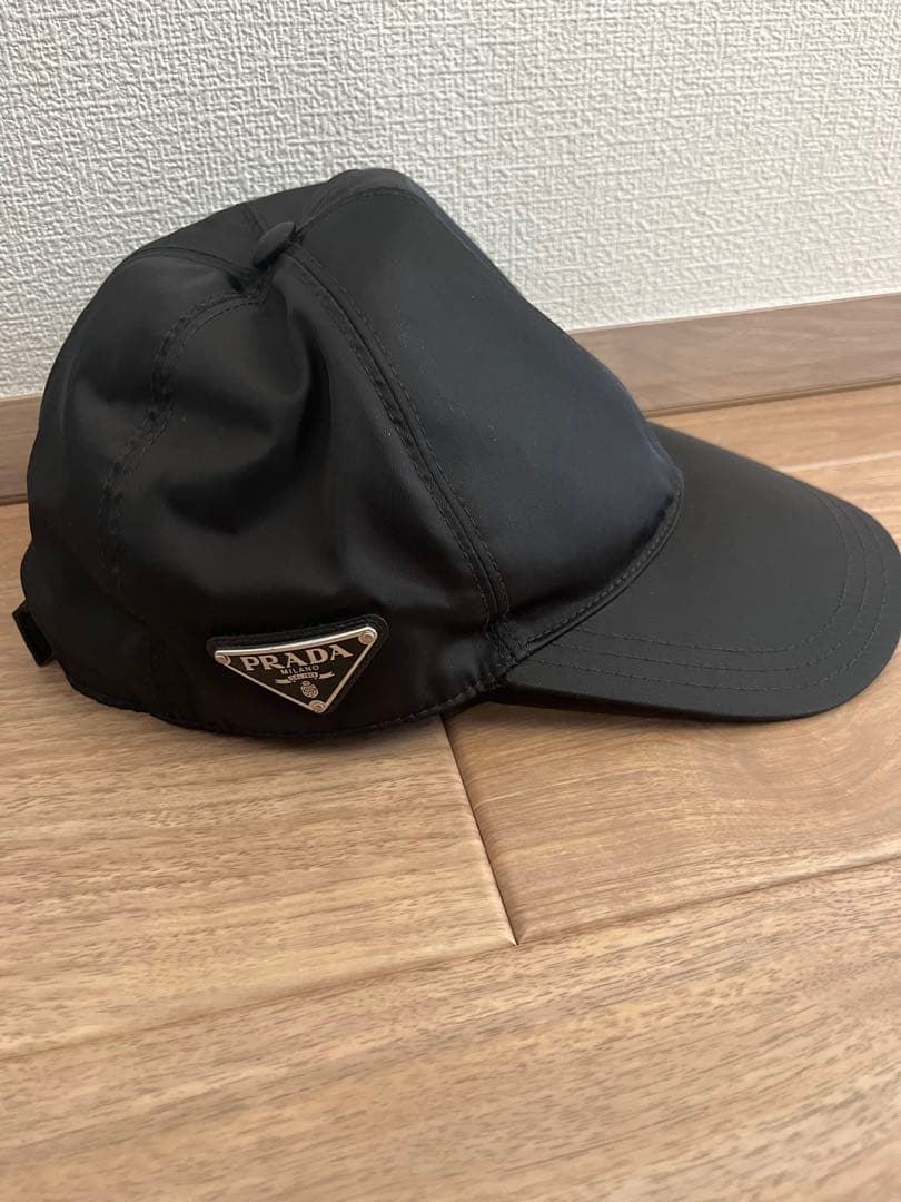 PRADAナイロンベースボールキャップ(サイズXL)