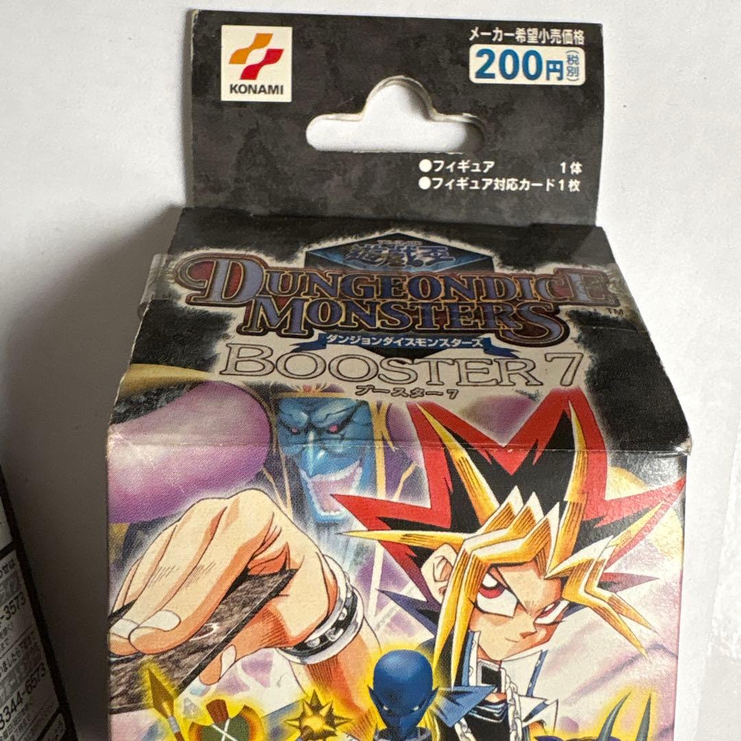 遊戯王　ダンジョンダイスモンスターズ　フィギュア　カード
