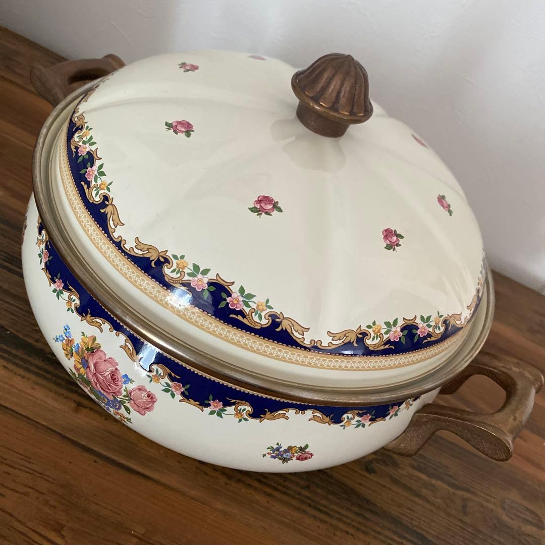 ラ*ネ様 希少　西ドイツ製　ASTA（Fissler)ホーロー両手鍋　バラ柄　ヴ