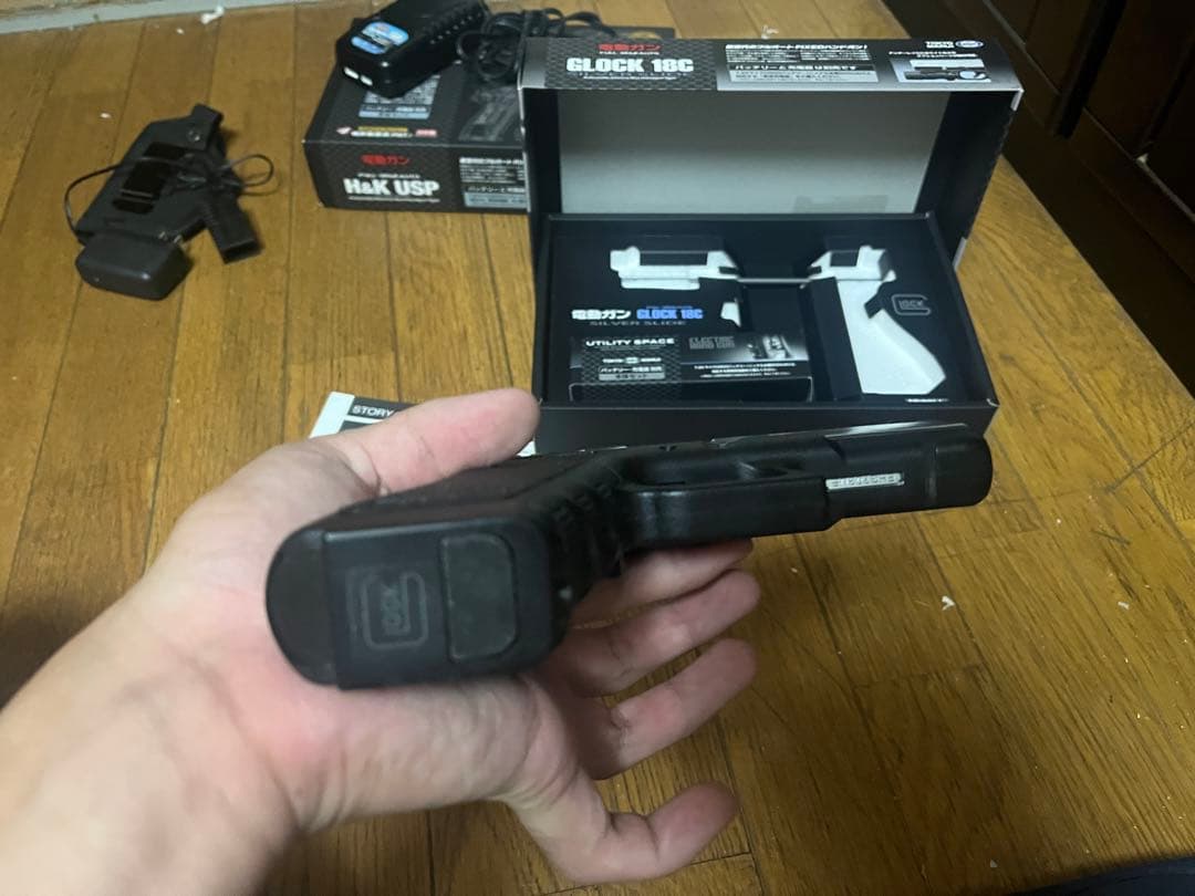 東京マルイ　電動ガン　　充電器あり　2丁セット