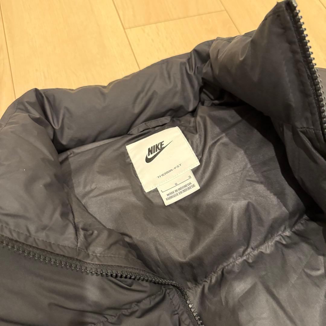 NIKE ナイキ　ダウンベスト　ブラック　L