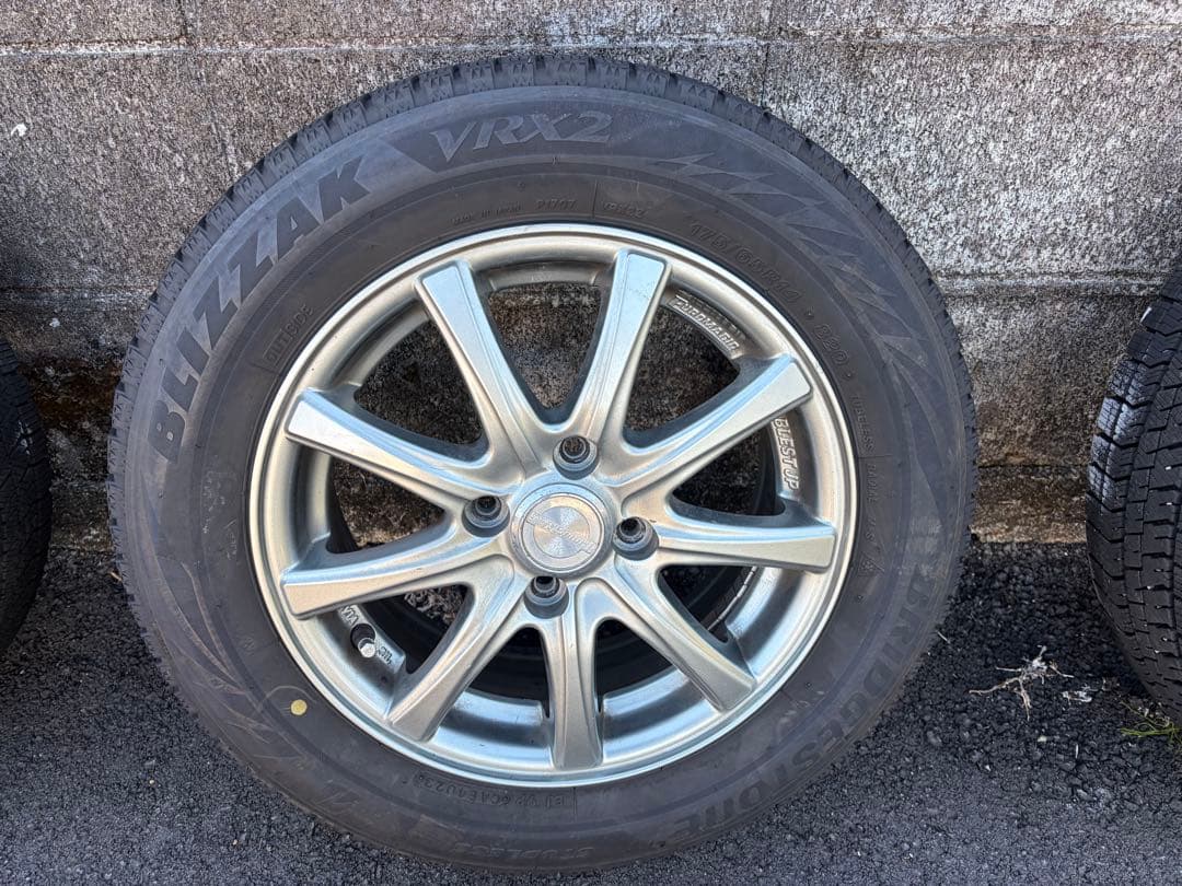 【ＪＵＮ喜】175/65R14 VRX2 スタッドレスタイヤVRX2 ①
