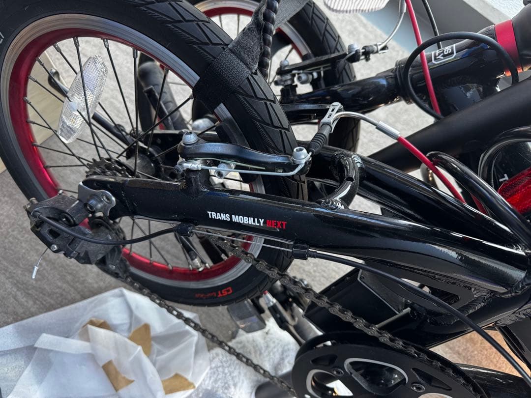 お得な付属品全て込み！超軽量Trans Mobilly 折りたたみ電動自転車