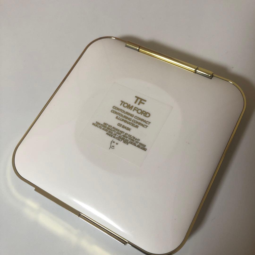 トムフォード コントゥアリングコンパクト