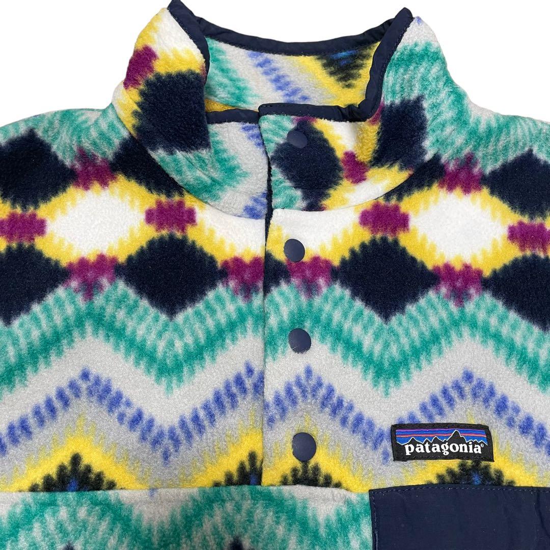 で*ろ様 パタゴニア　Patagonia シンチラスナップT 総柄