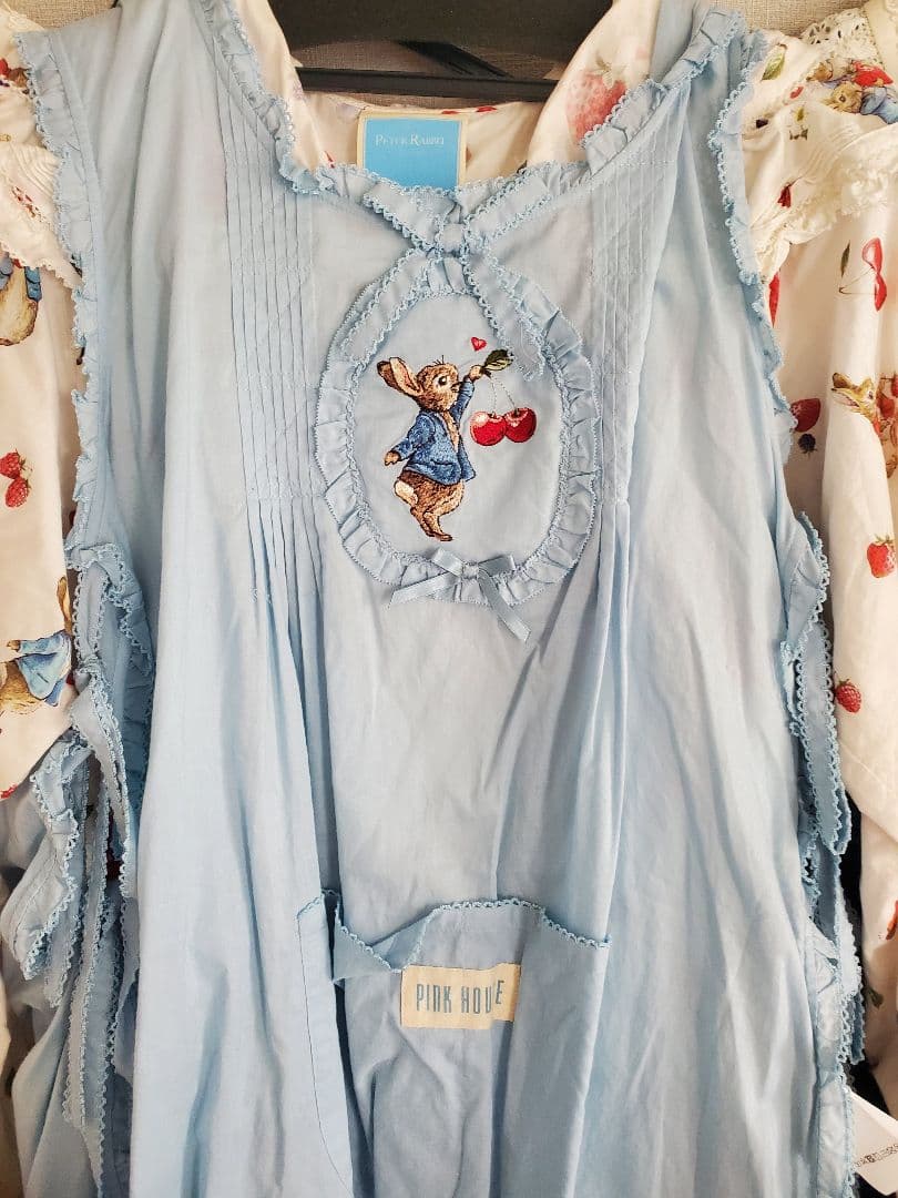 ピンクハウス　ピーターラビット　アイボリーロングワンピース、ブルータブリエセット