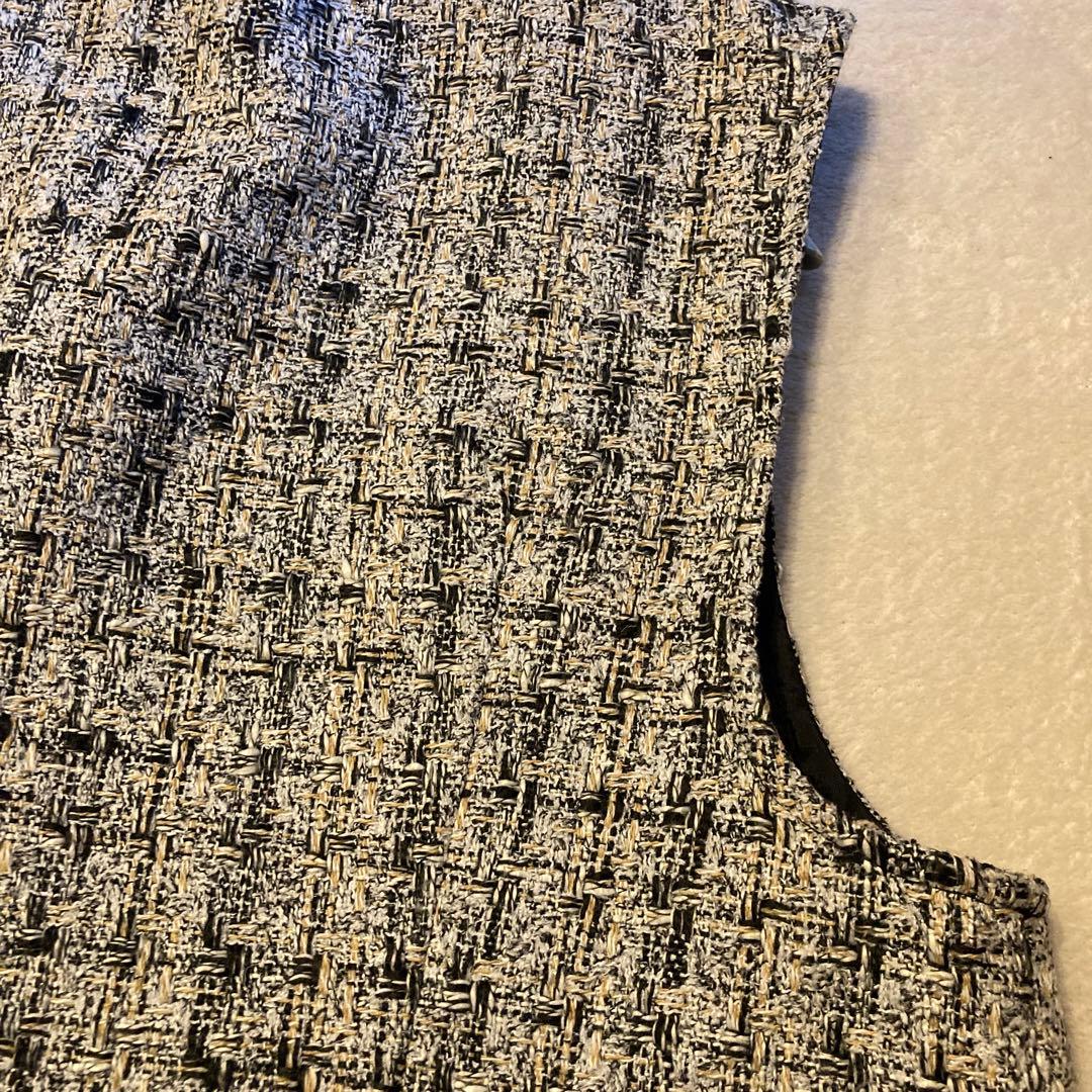 【美品】INDIVI ミックス ツイードジレ 大きいサイズ 13号 金ボタン