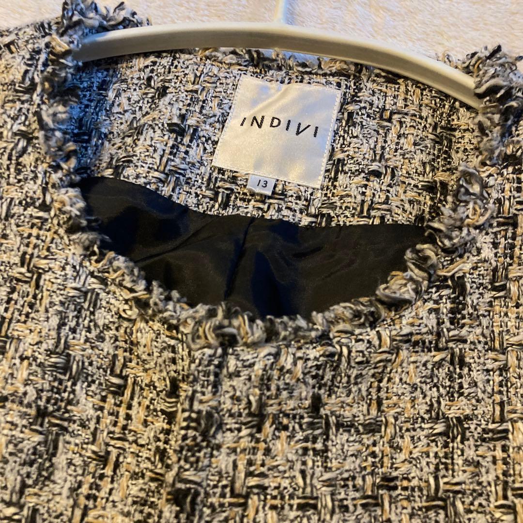 【美品】INDIVI ミックス ツイードジレ 大きいサイズ 13号 金ボタン