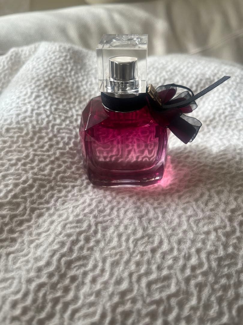 廃盤　イブサンローラン モンパリ アンタンス 30ml 値下げ交渉可