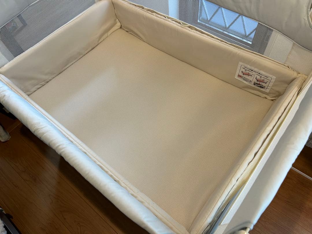 アップリカ ココネルエアーAB ホワイトグレー