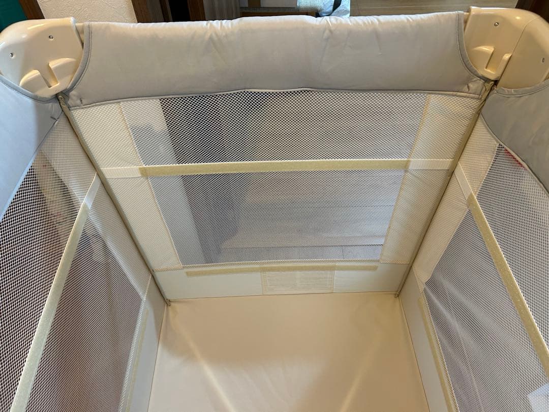 アップリカ ココネルエアーAB ホワイトグレー