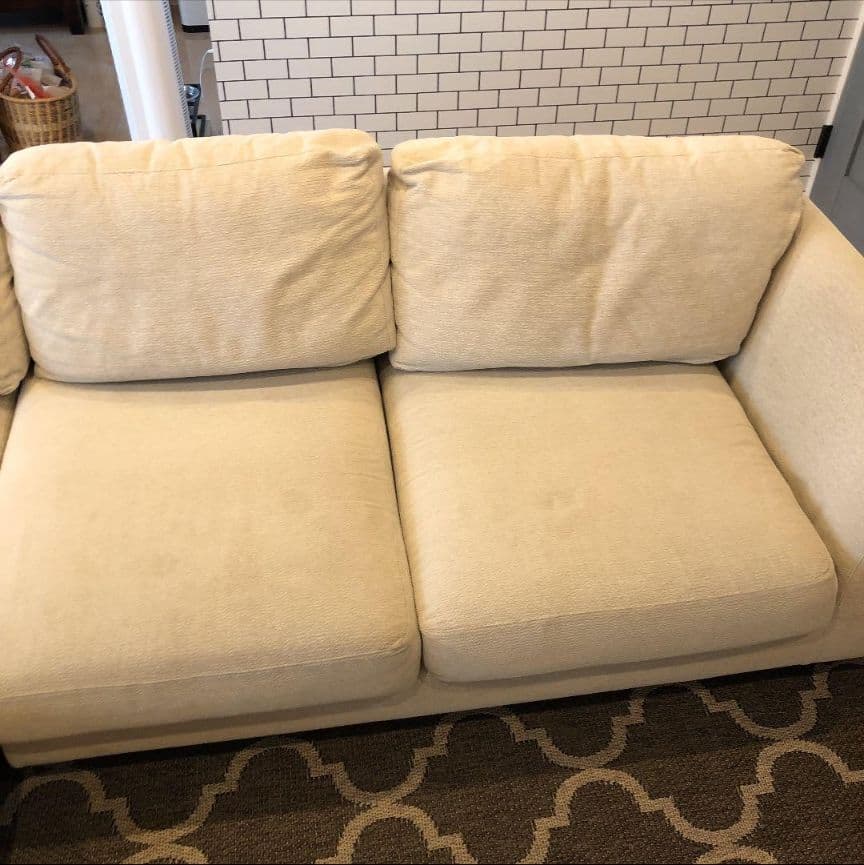 定価28万　シャルドネ　ソファ①