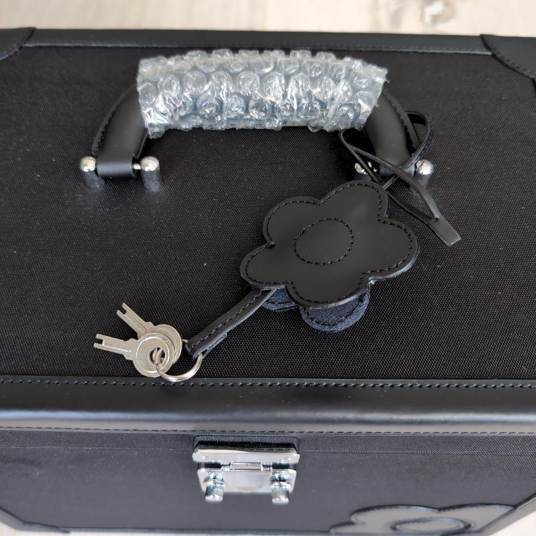 【新品未使用】マリークワント メイクボックス