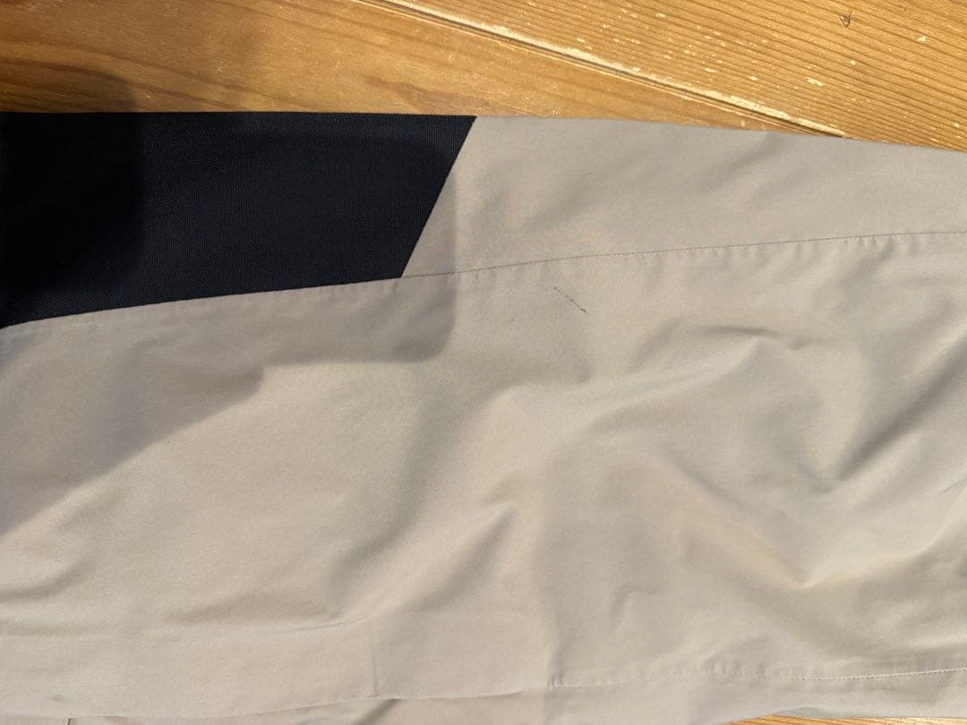 ゴールドウィン　スキーウエア　上下セット