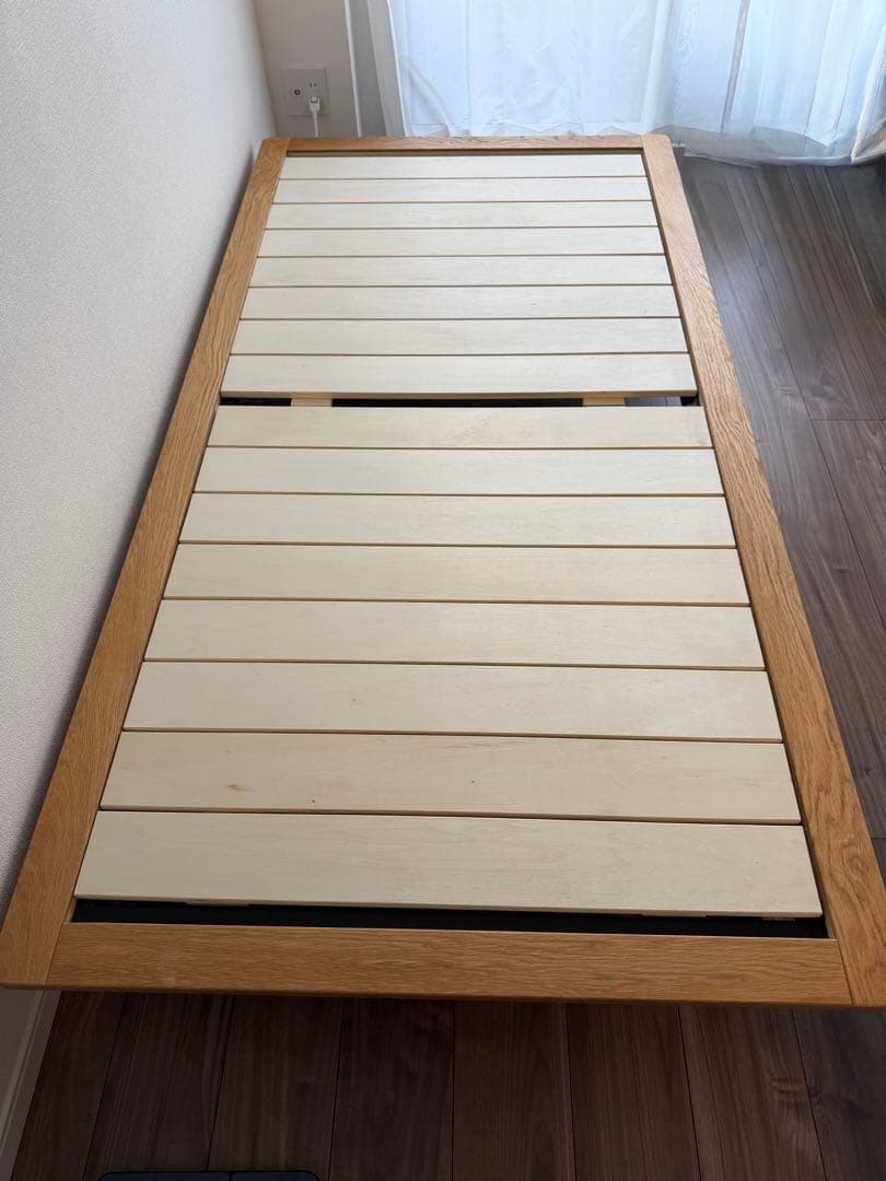 木製シングルベッドフレーム