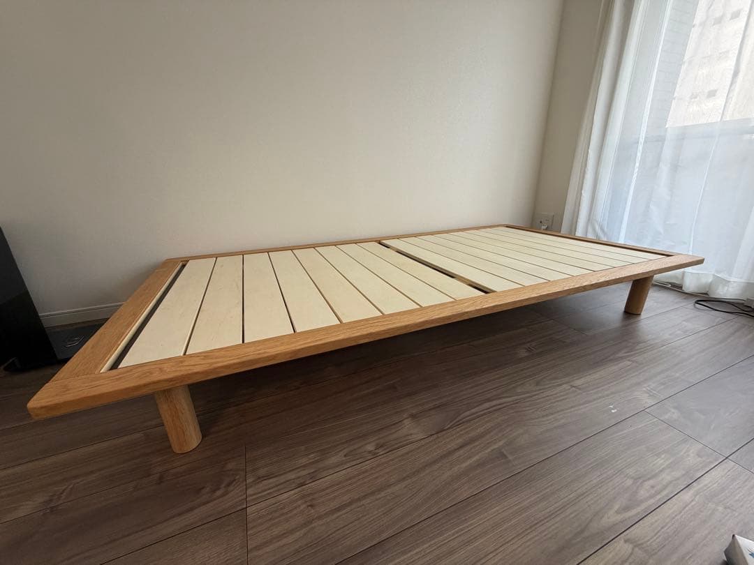 木製シングルベッドフレーム