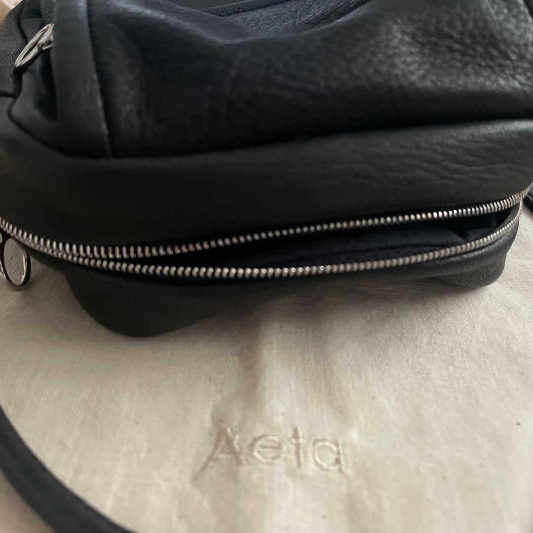 Aeta定番のショルダーポーチバッグ