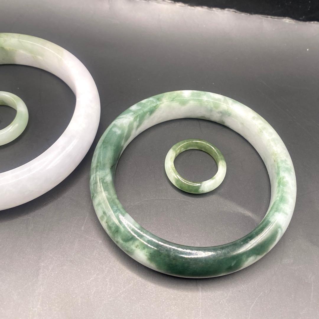 ミャンマー産 翡翠バングル 天然翡翠　57.2mm 翡翠