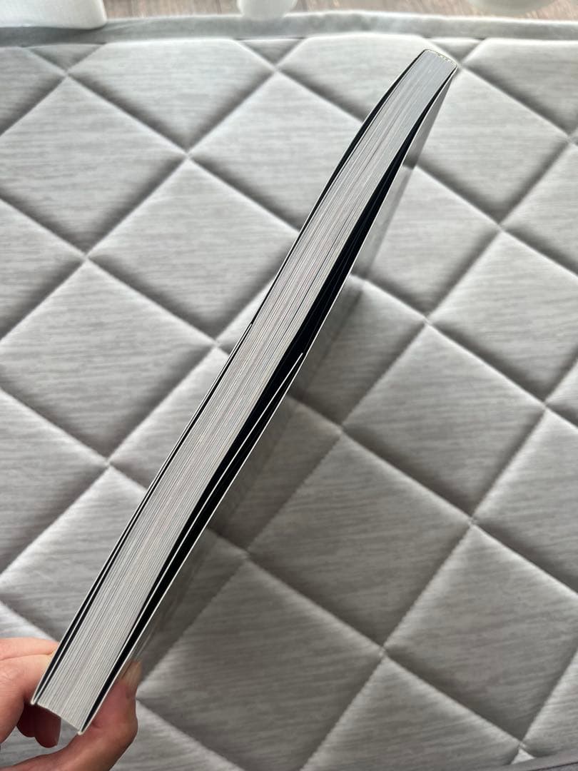 HAPPY VICTIMS 着倒れ方丈記　都築響一