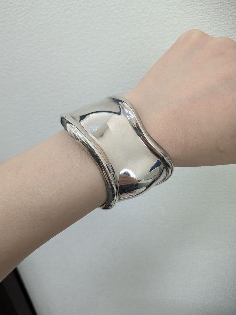 ティファニー エルサ・ペレッティ ボーン カフ バングル SV925