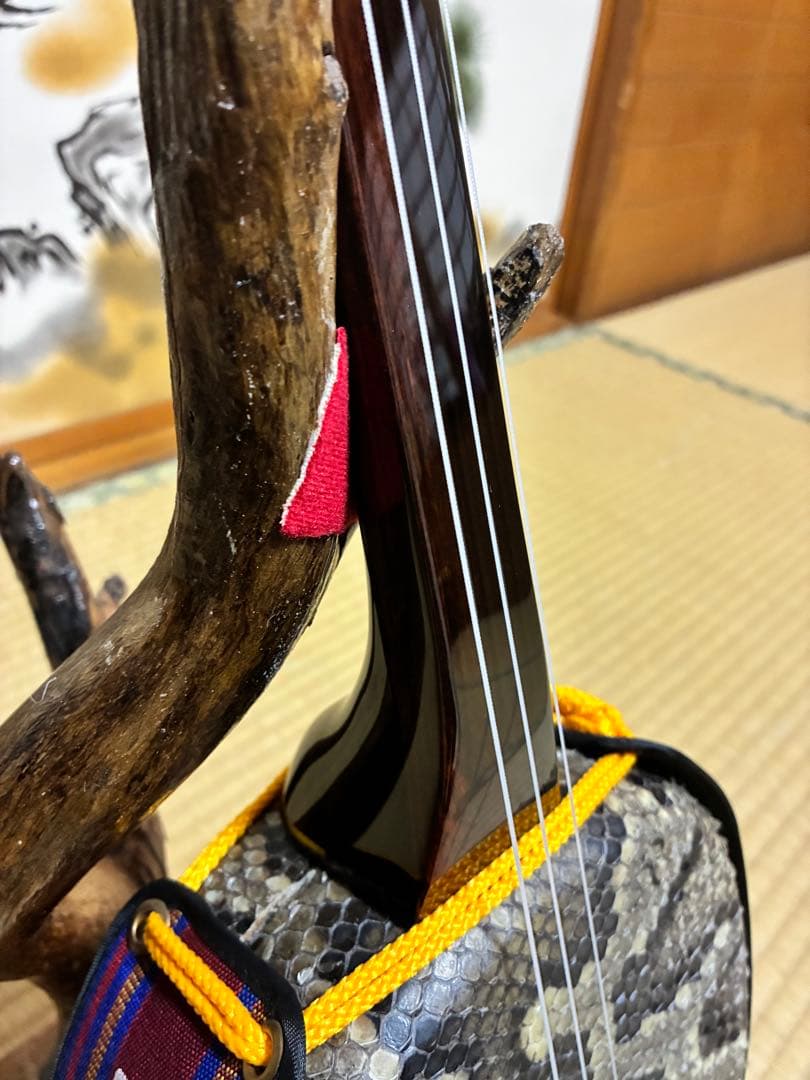 沖縄三線　エーマクルチ　本蛇皮一枚張り！与那城型！ユナー型！