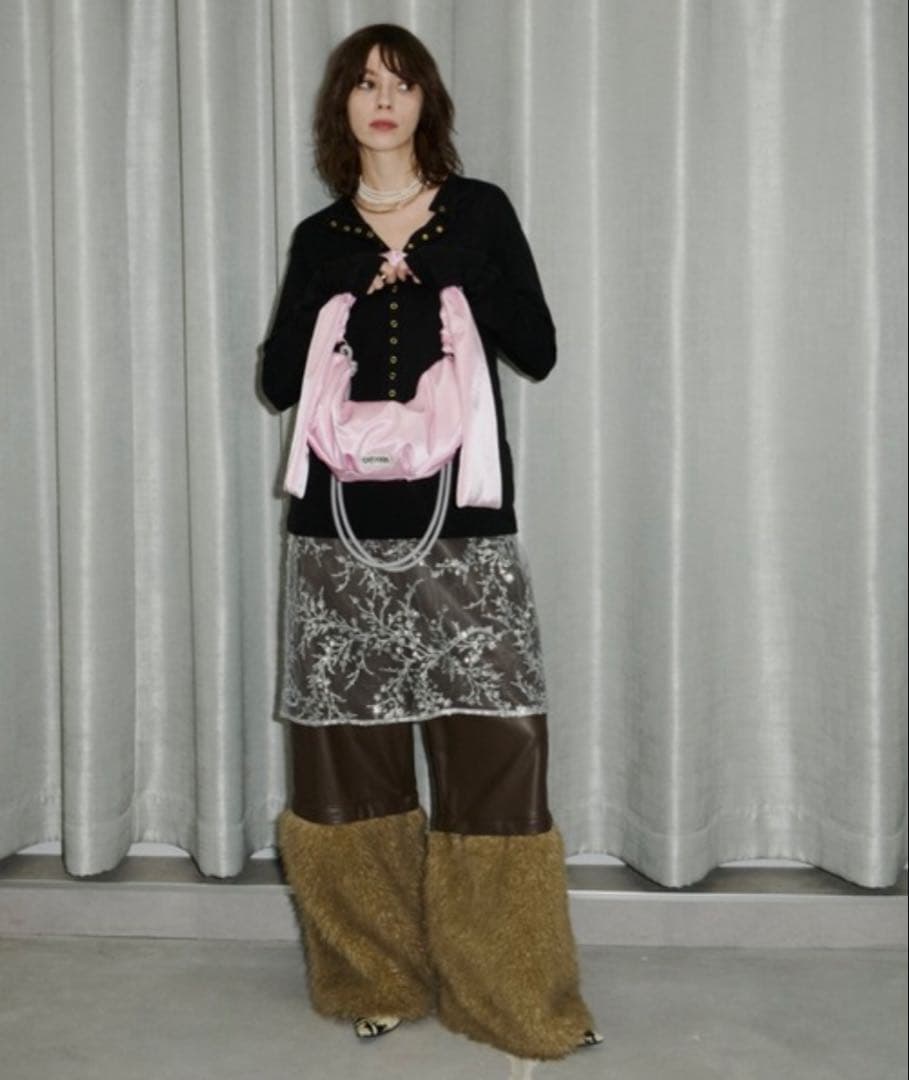 yae 2ウェイブロッキングパンツ 取り外しできるファー付き