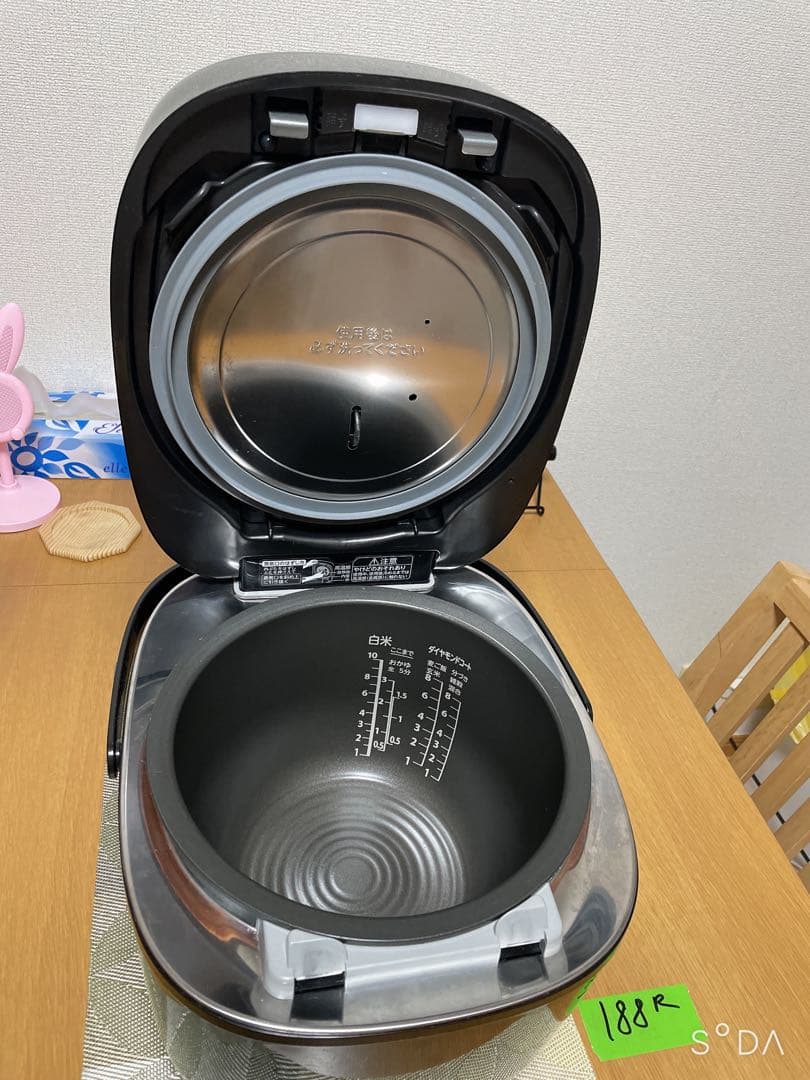 東芝RC-18VST-K炎匠炊き 真空圧力IHジャー炊飯器 ジャンク品