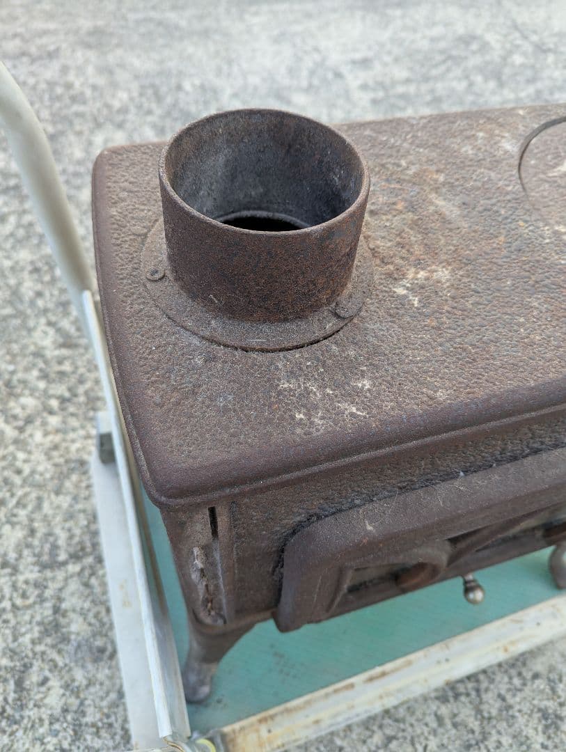 【引き取りのみ】ホンマ製作所　鋳鉄製 薪ストーブ 破損なし　煙突無