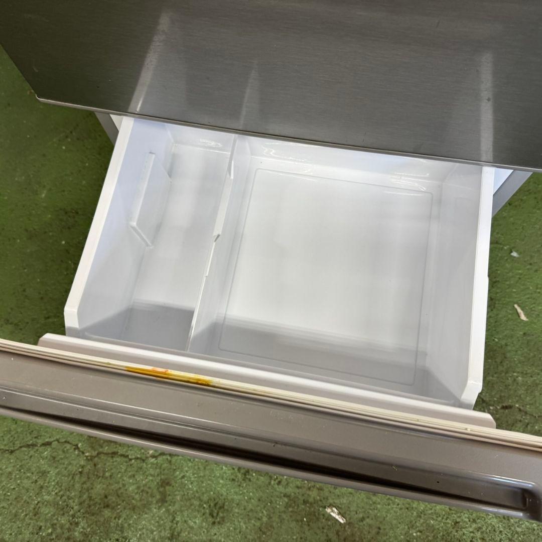 364 一都三県対応　冷蔵庫　200Ｌ　小型　一人暮らし　極美品　洗濯機も有