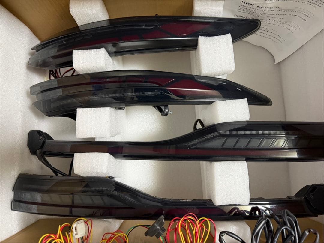 jk　80ハリアー　revier（レヴィーア）　テールランプ