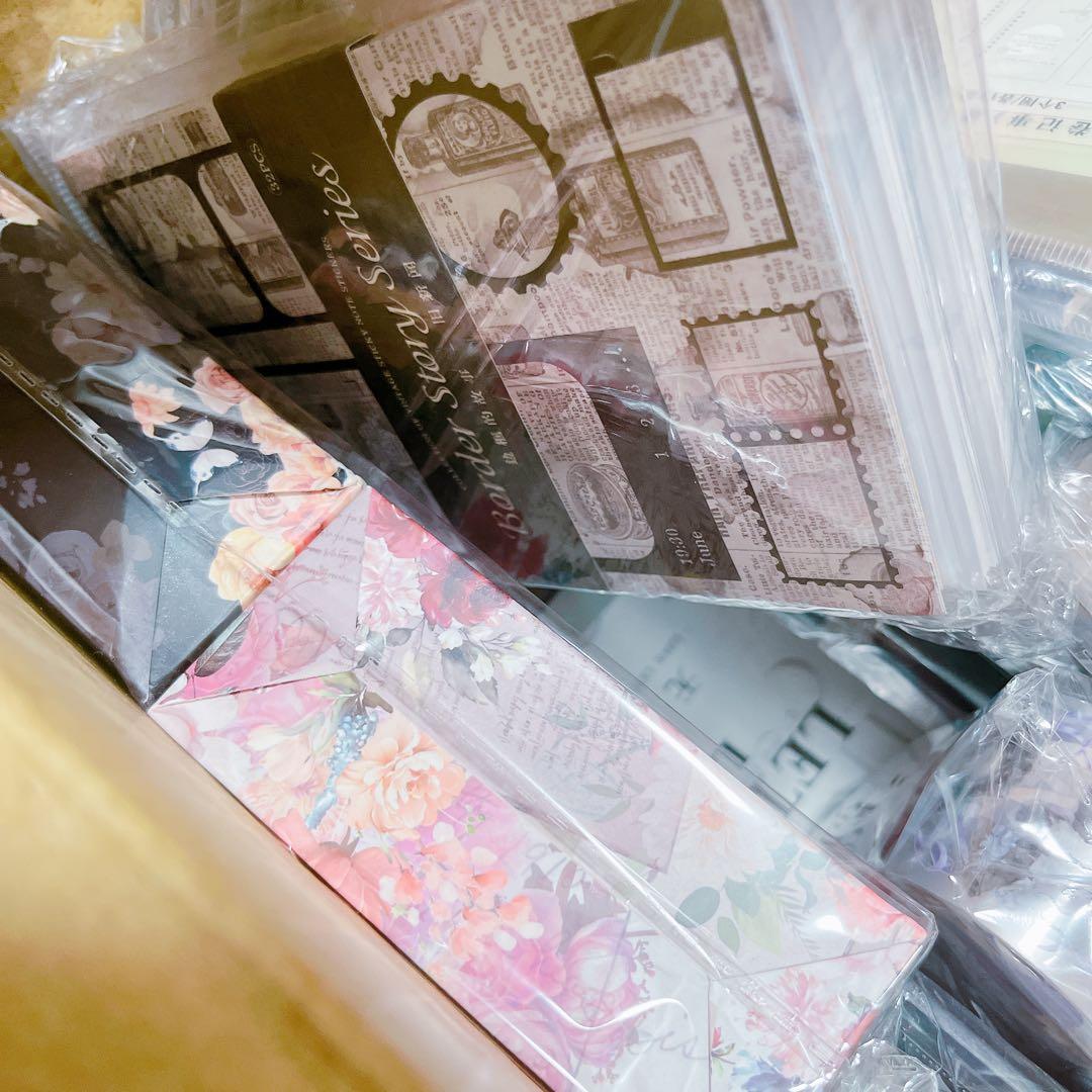 【100サイズ】　コラージュ素材　まとめ売り　紙モノ　大量　C