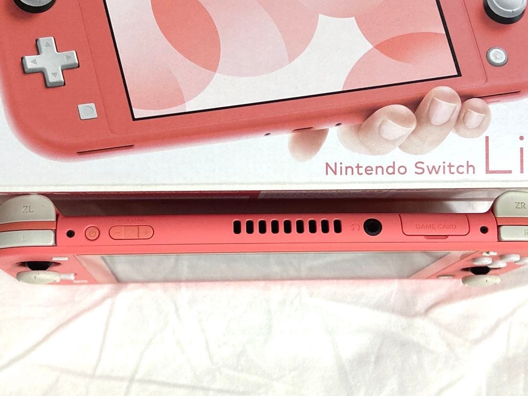 Nintendo Switch Lite (Coral) 本体+ソフト