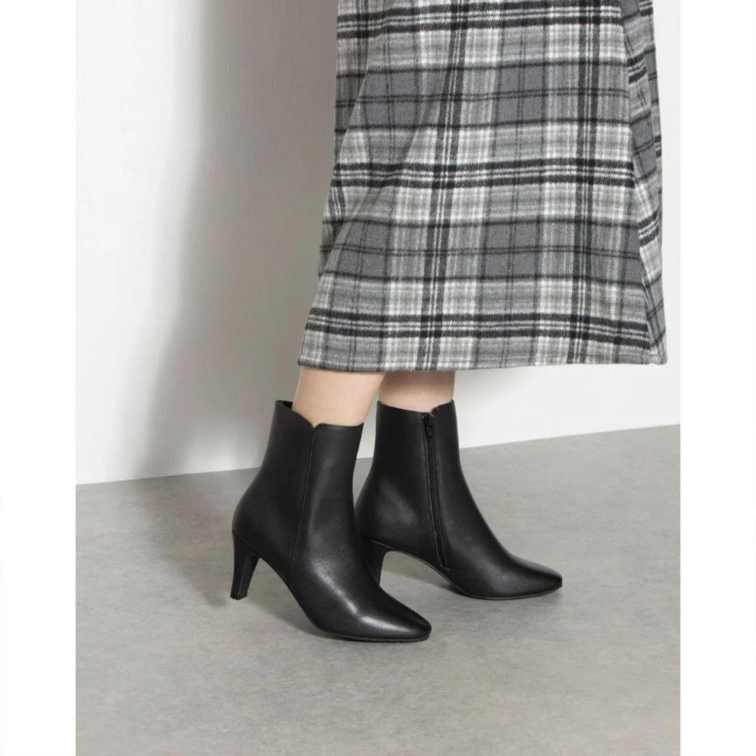 【新品未使用】PIEDI NUDI ピエディヌーディ ショートブーツ 24.5