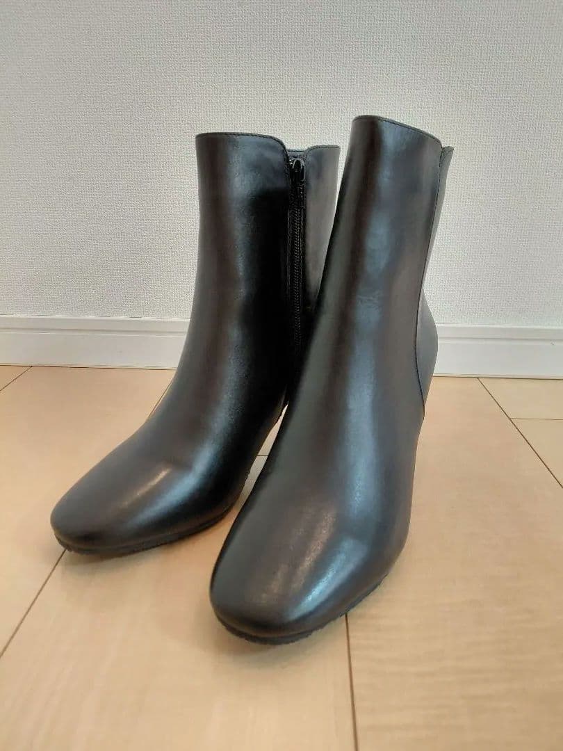 【新品未使用】PIEDI NUDI ピエディヌーディ ショートブーツ 24.5