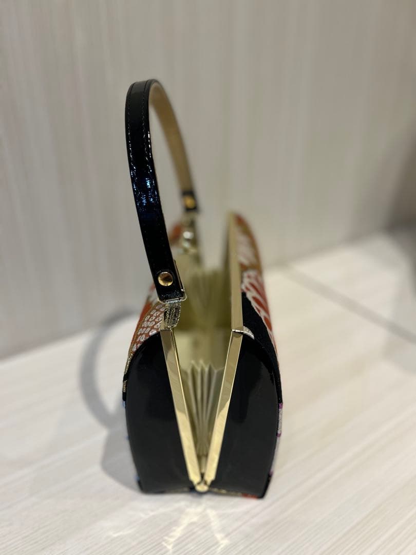 和柄バッグと下駄