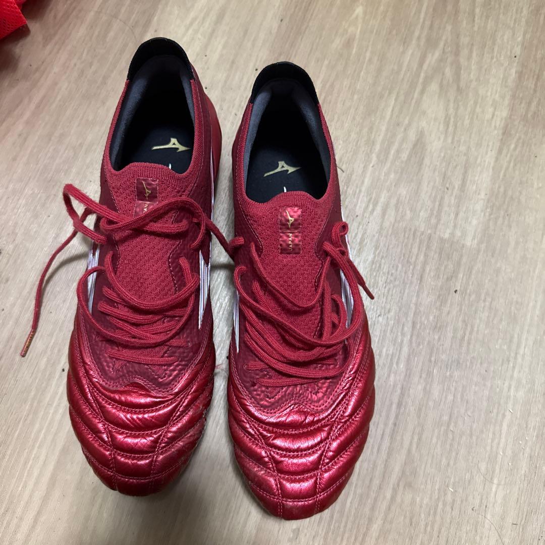 Mizuno Morelia Neo 4 ベータ版 サッカーシューズ レッド