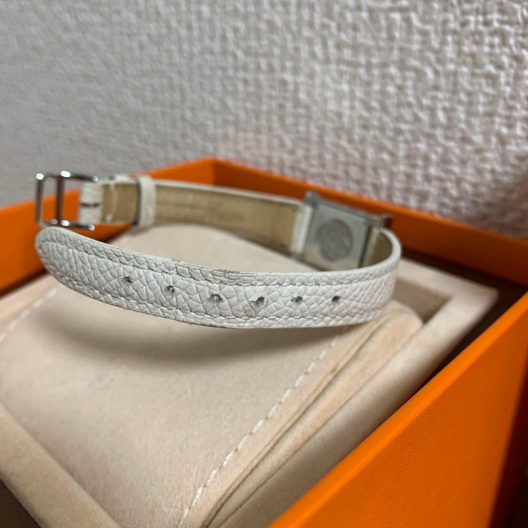 なっちゃん　HERMES ホワイトレザー 時計　エルメス　hウォッチ